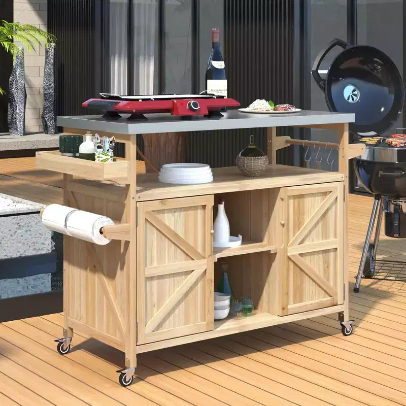 Îlot de cuisine extérieur avec plateau en acier inoxydable, chariot de cuisine en bois avec portes, étagères et porte-épices, îlot de cuisine roulant