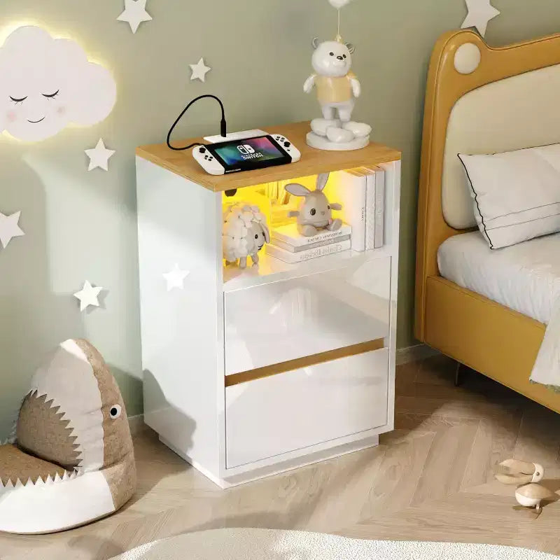 Table de chevet blanche avec station de recharge, Table de chevet LED brillante avec tiroirs, Table d'appoint